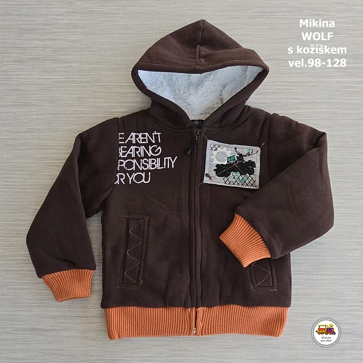 Mikina kožíšková chlapecká Wolf M2062 hnědá vel.116