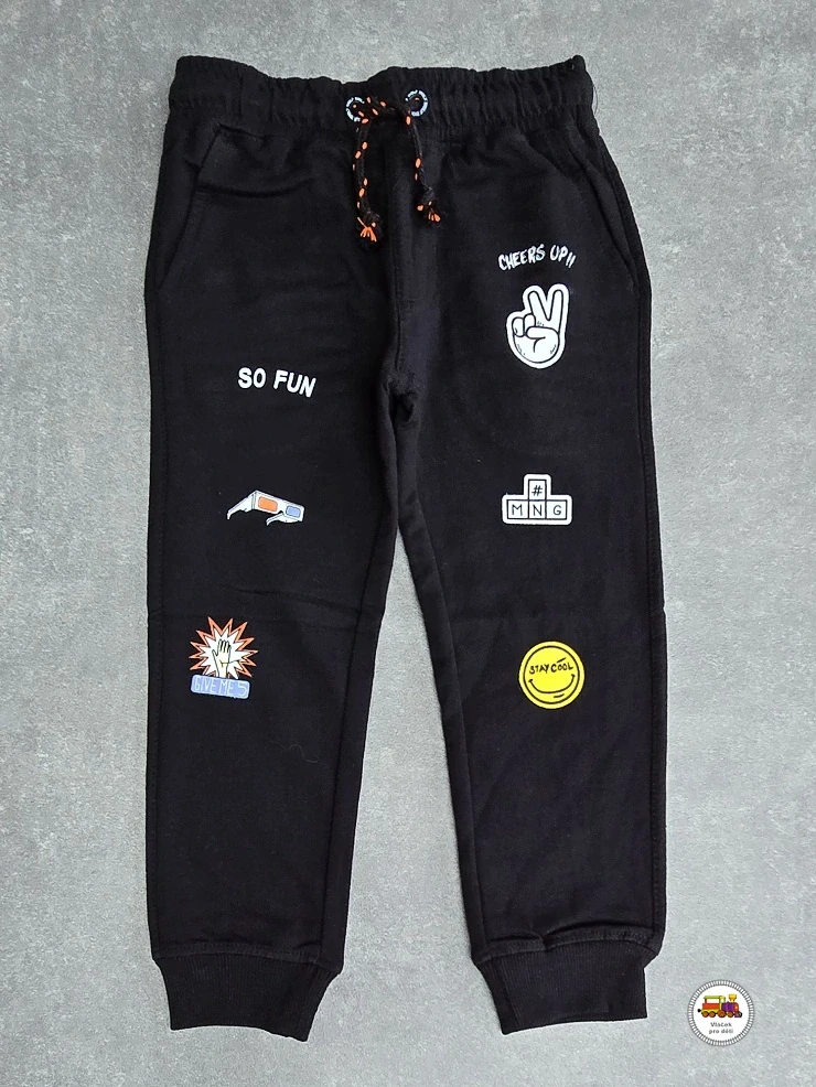 Chlapecké bavlněné tepláky Wolf T2877 tmavě šedé vel. 98