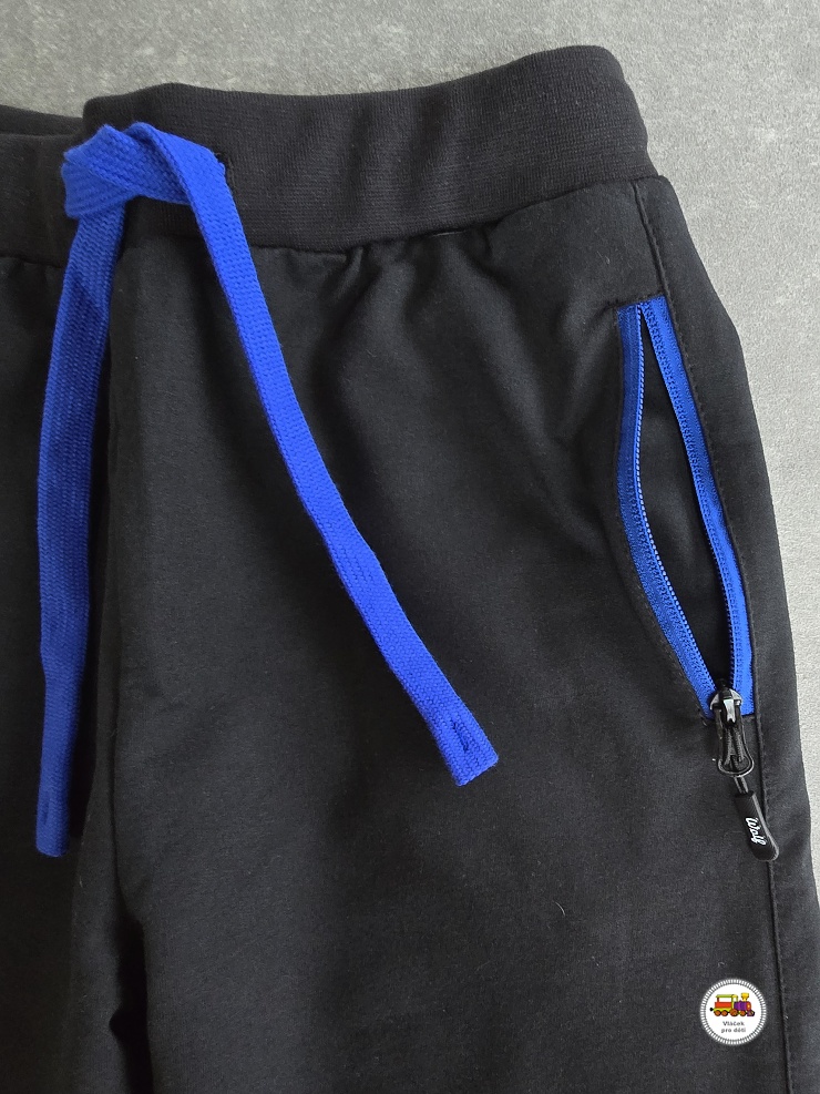 Chlapecké tepláky Wolf T2576 SPORT černé vel.152