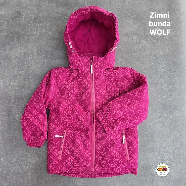 NOVINKA-Bunda zimní dívčí Wolf B2152 vel. 98, 104, 110, 166, 122