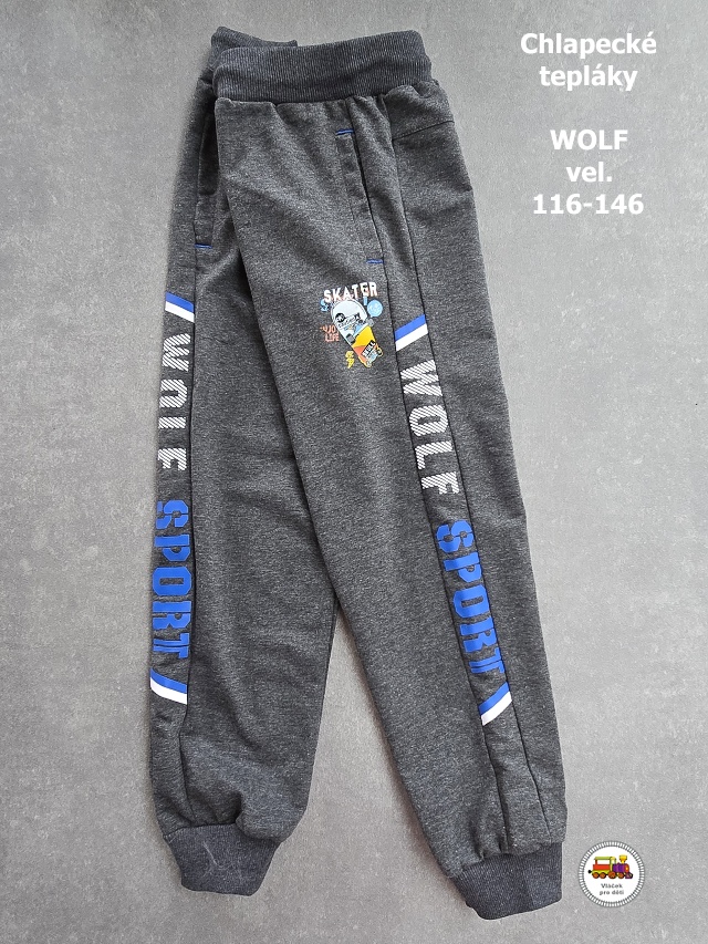 NOVINKA-Chlapecké tepláky Wolf T2578B SKATER vel.116, 122, 128, 134, 140, 146